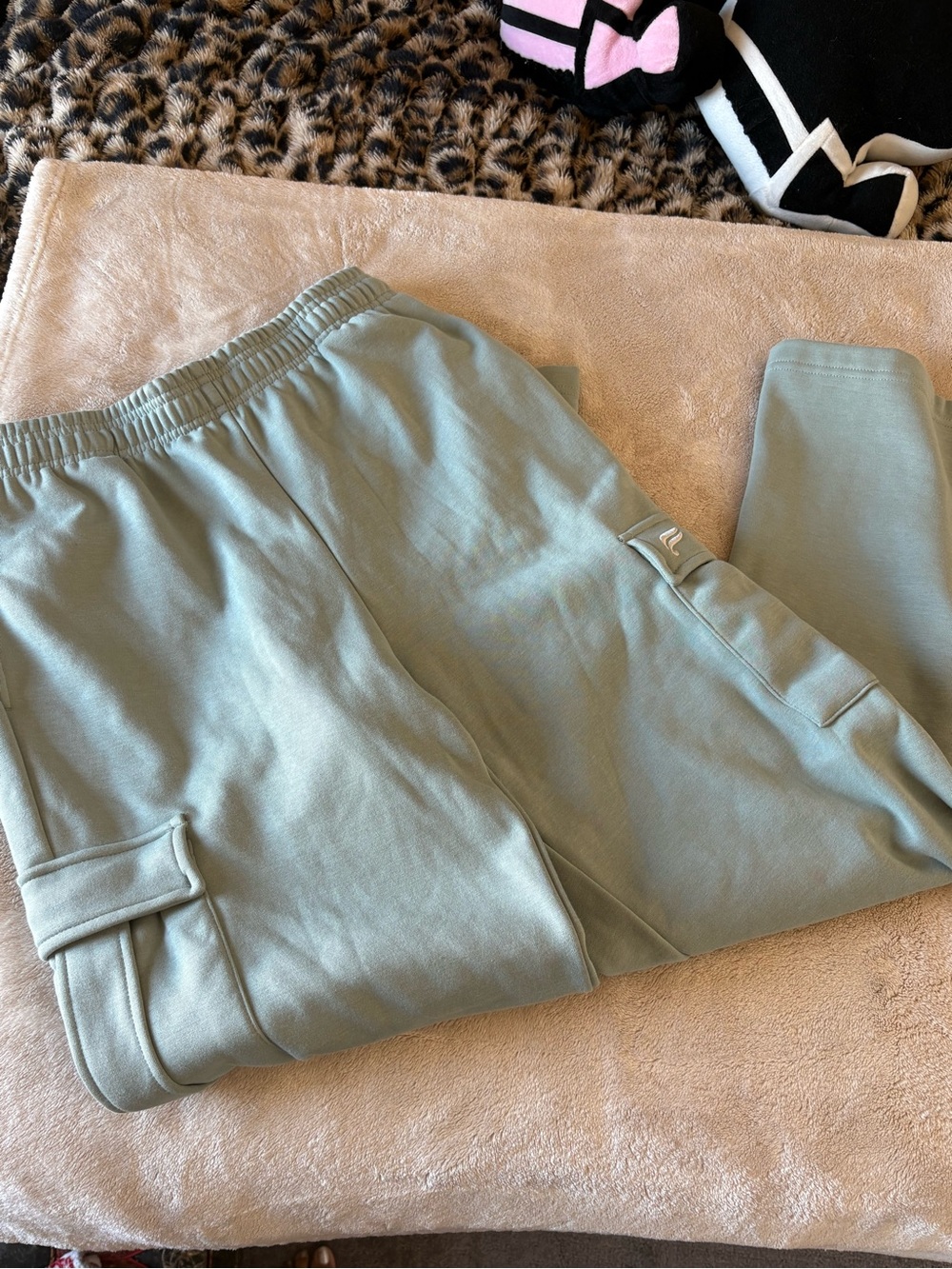 Fabletics NWT sage green cargo sweatpants